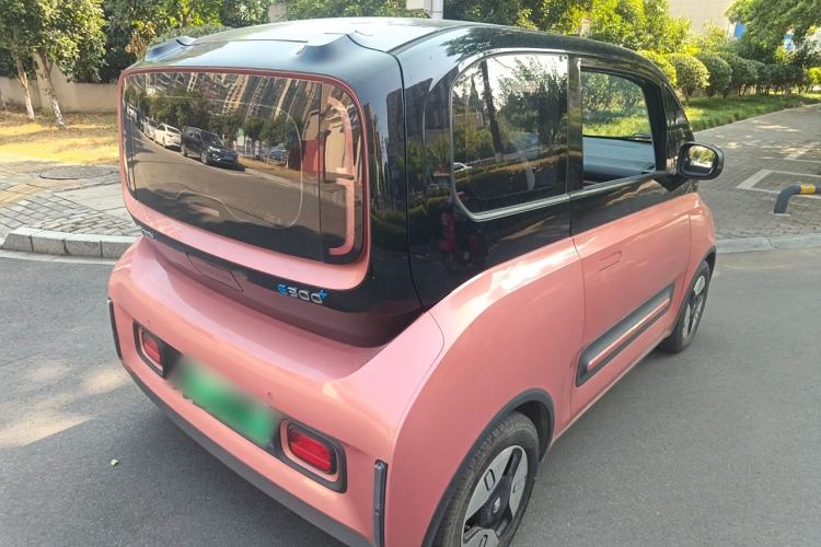 Used Baojun E300 2020 Plus Interstellar Smart Edition Exterior 5