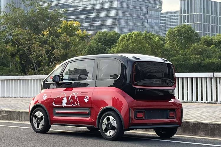 Used Baojun E300 2020 Plus Interstellar Smart Edition Exterior 5