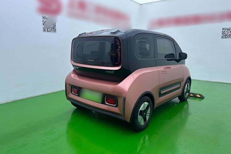 Used Baojun E300 2020 Plus Interstellar Smart Edition Exterior 6