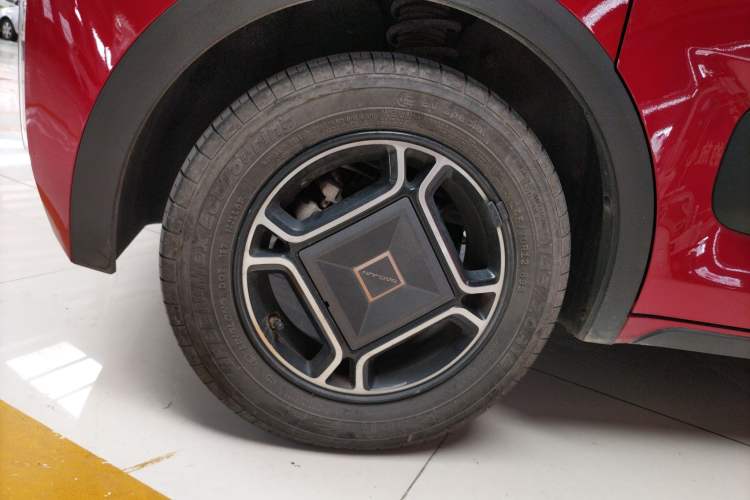 Used Baojun E300 2020 Starry Intelligence Edition Exterior 8