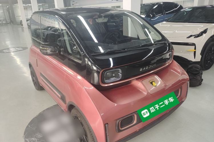 Used Baojun E300 2020 Starry Intelligence Edition Front Right 45 Deg