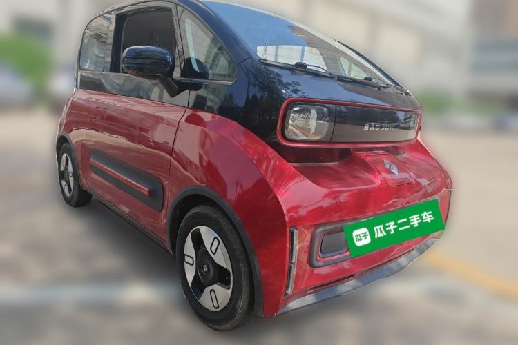 Used Baojun E300 2020 Plus Interstellar Smart Edition Front Right 45 Deg
