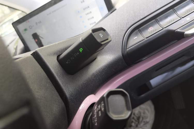 Used Baojun E300 2020 Starry Intelligence Edition Gear Lever