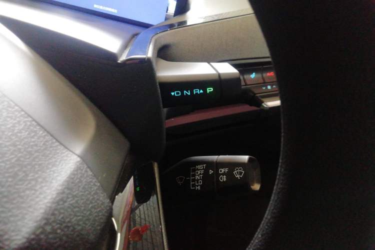 Used Baojun E300 2020 Star Travel Edition Gear Lever