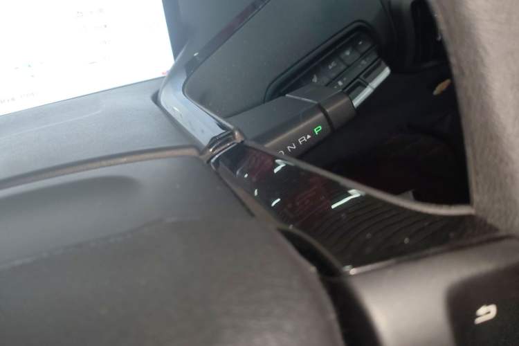 Used Baojun E300 2020 Plus Interstellar Smart Edition Gear Lever
