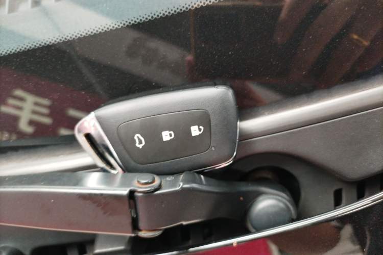 Used Baojun E300 2020 Starry Intelligence Edition Interior 1