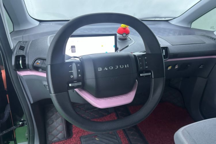 Used Baojun E300 2020 Plus Interstellar Smart Edition Interior 11