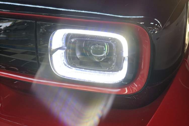 Used Baojun E300 2020 Plus Interstellar Future Edition Left Front Headlight