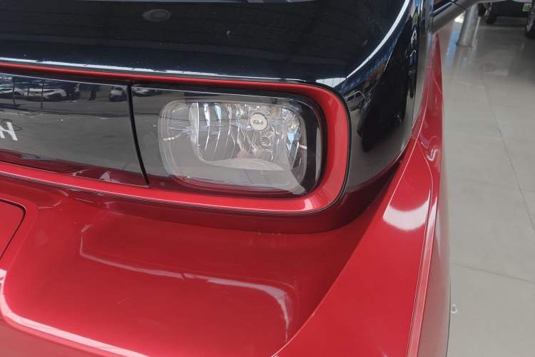 Used Baojun E300 2020 Plus Interstellar Smart Edition Left Front Headlight