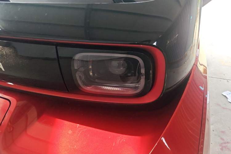 Used Baojun E300 2020 Starry Intelligence Edition Left Front Headlight