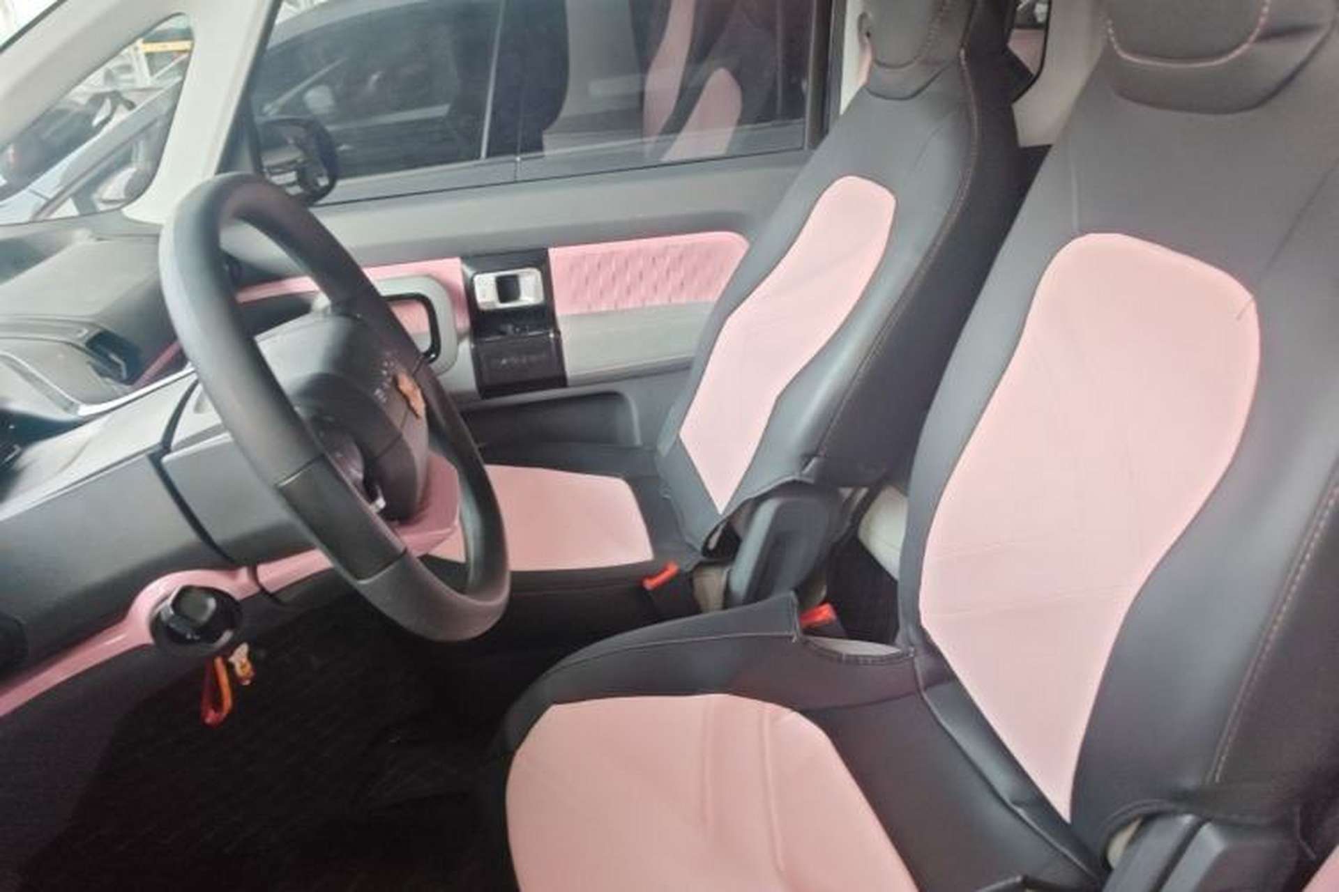 Used Baojun E300 2020 Star Travel Edition Left Front Seat
