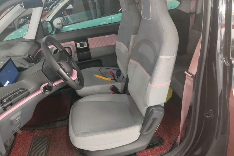 Used Baojun E300 2020 Plus Interstellar Smart Edition Left Front Seat