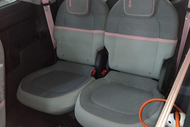 Used Baojun E300 2020 Plus Interstellar Future Edition Left Rear Seat