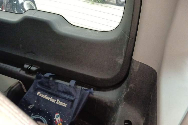 Used Baojun E300 2020 Starry Intelligence Edition Left Rear Seat