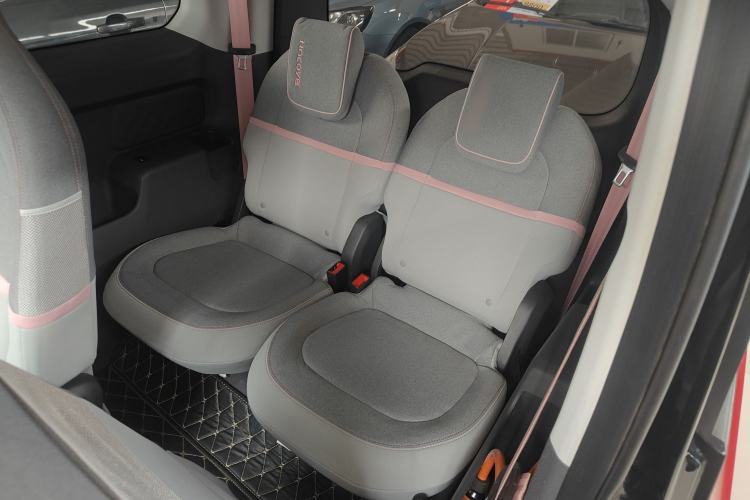 Used Baojun E300 2020 Plus Interstellar Smart Edition Left Rear Seat