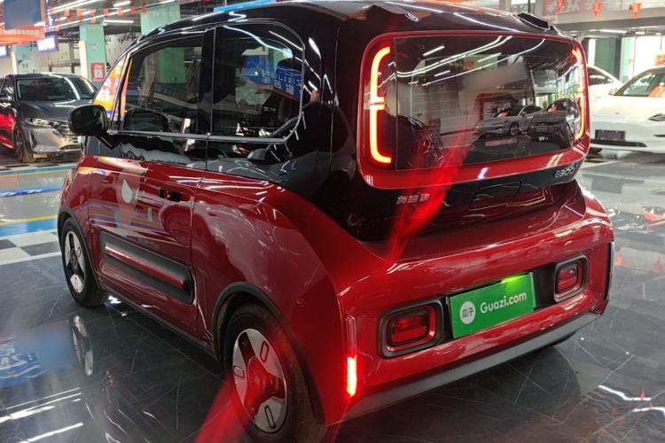 Used Baojun E300 2020 Plus Interstellar Future Edition Rear Left 45 Deg