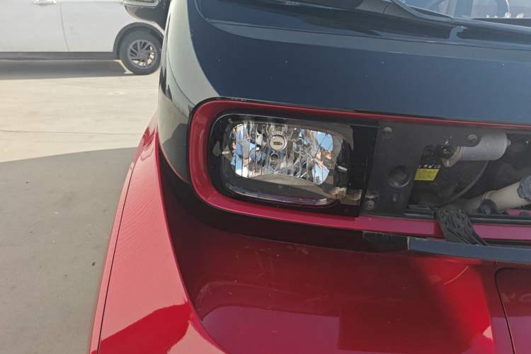 Used Baojun E300 2020 Plus Interstellar Smart Edition Right Front Headlight