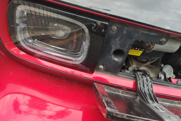 Used Baojun E300 2020 Starry Intelligence Edition Right Front Headlight