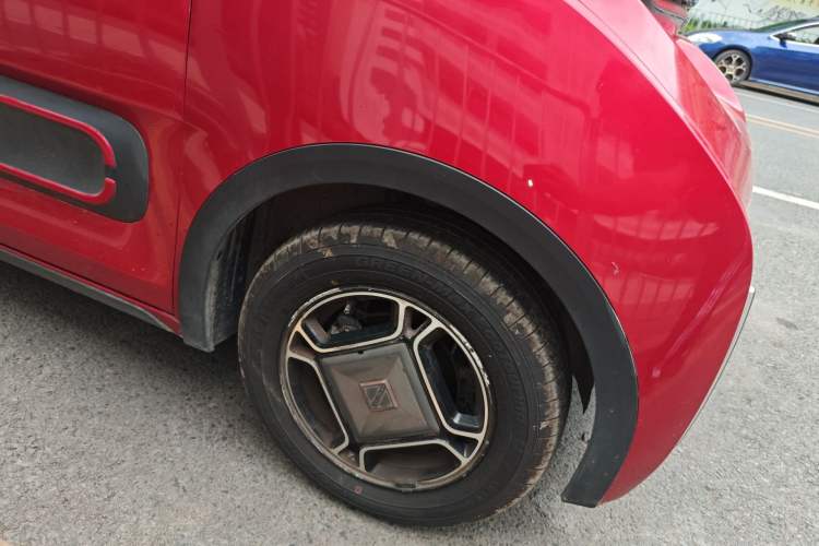 Used Baojun E300 2020 Starry Intelligence Edition Right Front Wheel Hub