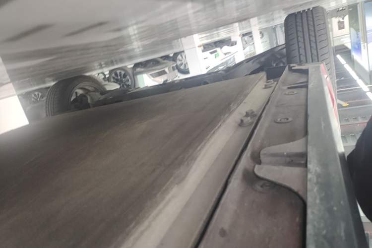 Used Baojun E300 2020 Starry Intelligence Edition Right Side Sill