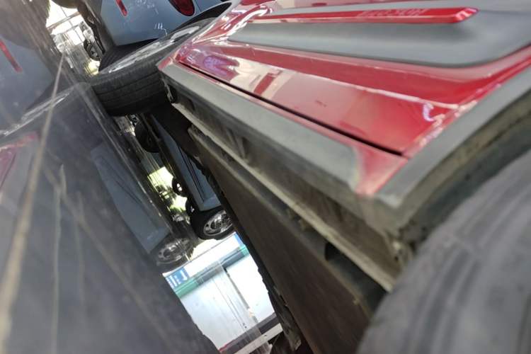 Used Baojun E300 2020 Plus Interstellar Future Edition Right Side Sill