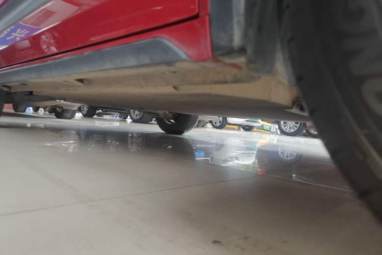 Used Baojun E300 2020 Plus Interstellar Smart Edition Right Side Sill