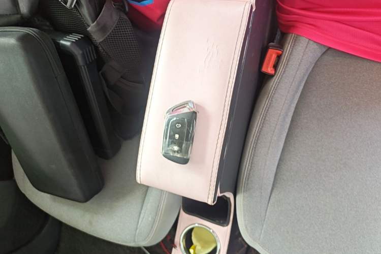 Used Baojun E300 2020 Starry Intelligence Edition Vehicle Key
