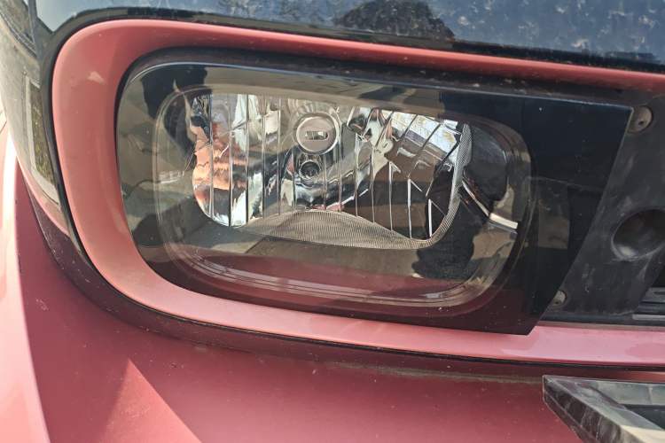 Used Baojun E300 2020 Plus Interstellar Smart Edition Right Front Headlight