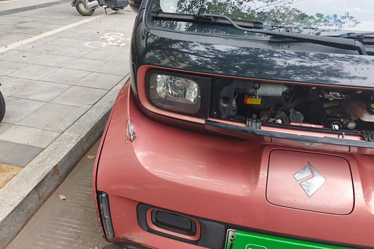 Used Baojun E300 2020 Plus Interstellar Smart Edition Right Front Headlight