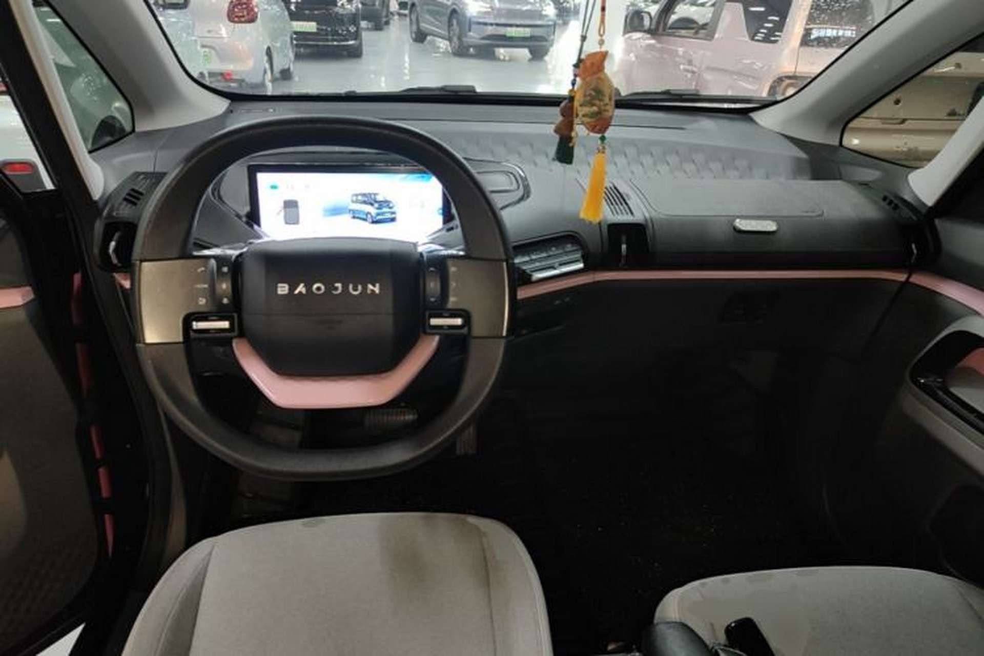 Used Baojun E300 2020 Plus Interstellar Future Edition Center Console