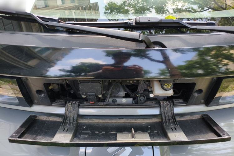 Used Baojun E300 2020 Plus Interstellar Future Edition Engine Bay