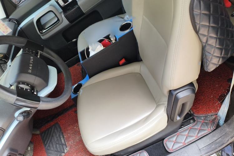 Used Baojun E300 2020 Plus Interstellar Future Edition Left Front Seat