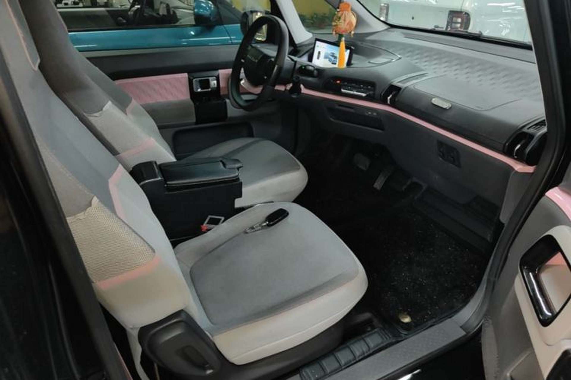 Used Baojun E300 2020 Plus Interstellar Future Edition Right Front Seat
