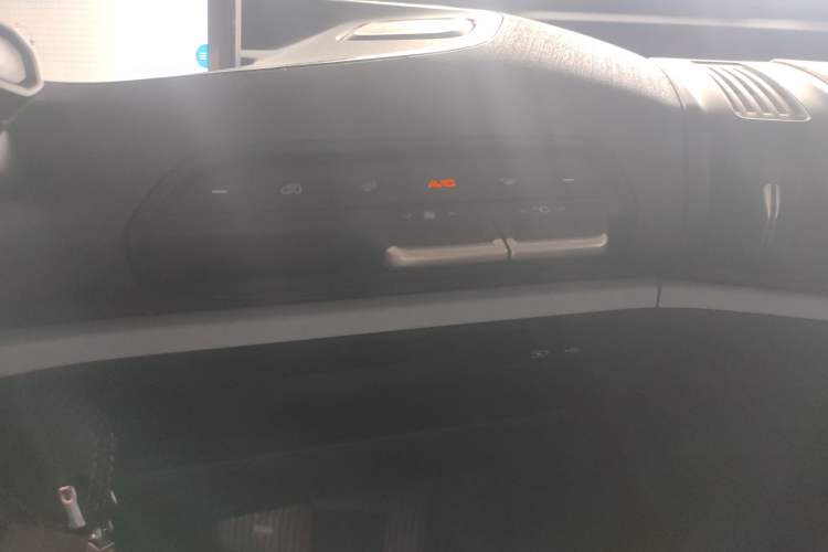 Used Baojun E300 2020 Plus Interstellar Smart Edition Audio And AC Panel