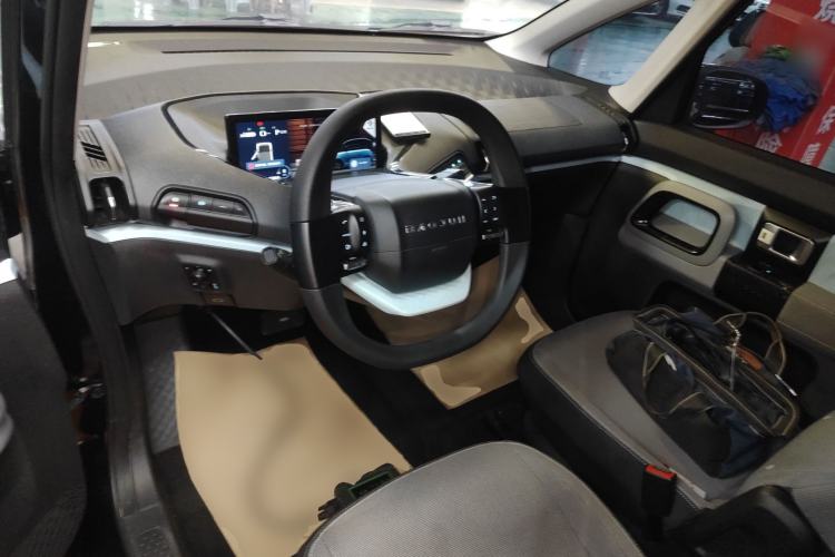 Used Baojun E300 2020 Starry Intelligence Edition Center Console