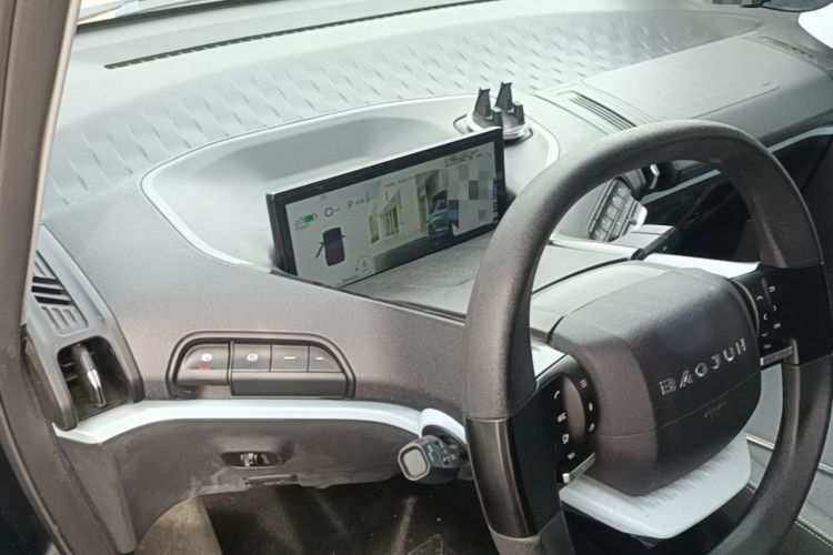 Used Baojun E300 2020 Star Travel Edition Center Console