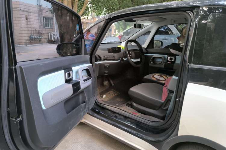 Used Baojun E300 2020 Star Travel Edition Driver Seat