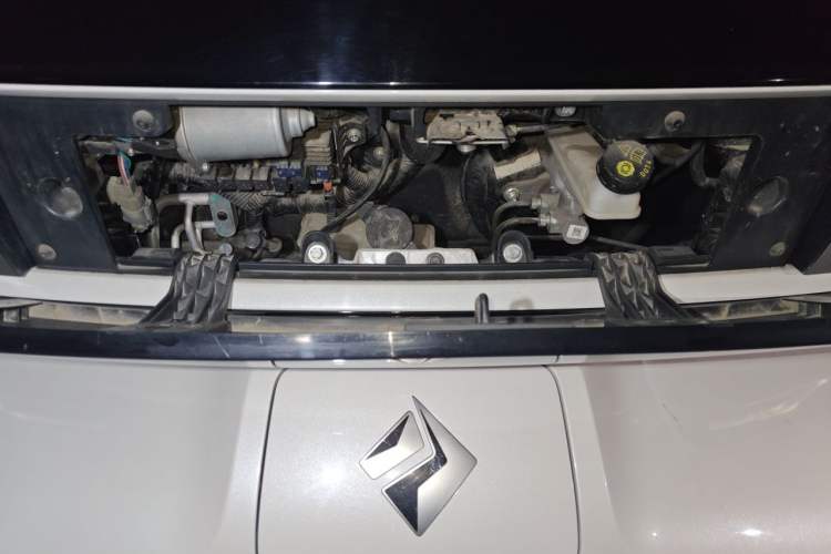 Used Baojun E300 2020 Starry Intelligence Edition Engine Bay