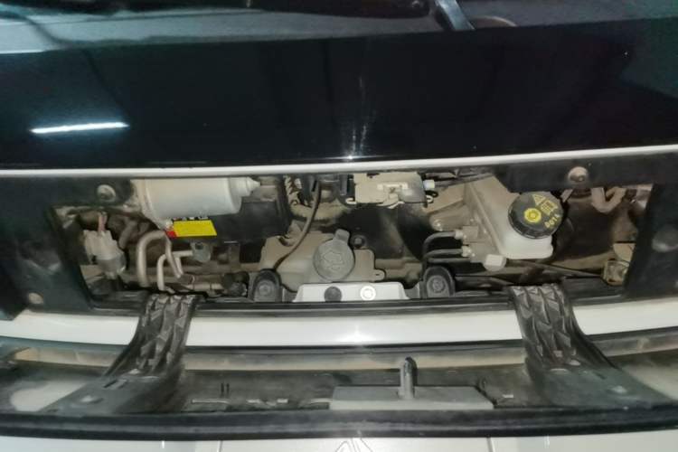 Used Baojun E300 2020 Star Travel Edition Engine Bay