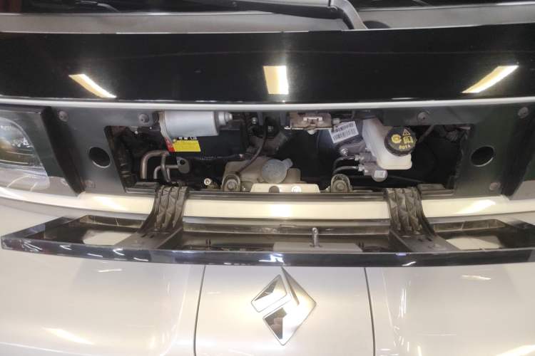 Used Baojun E300 2020 Starry Intelligence Edition Engine Bay