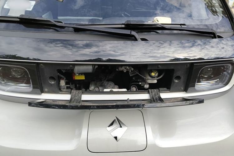 Used Baojun E300 2020 Plus Starry Intelligence Edition Engine Bay