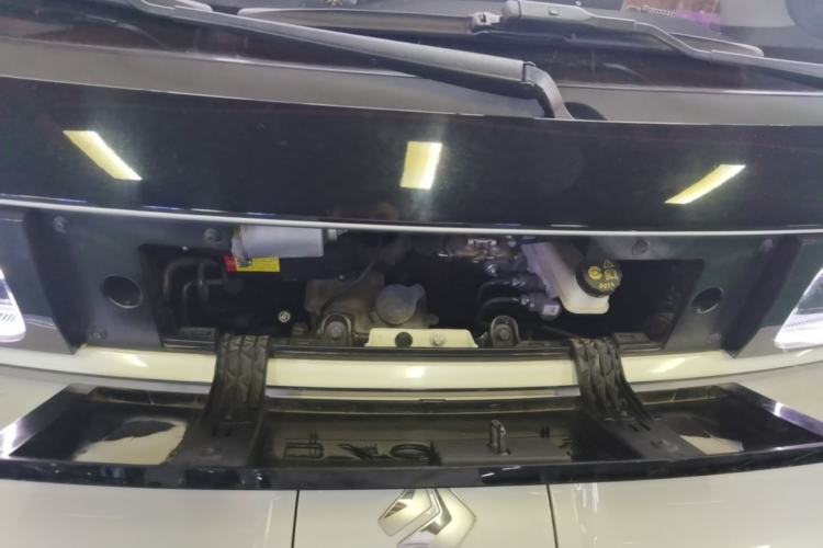 Used Baojun E300 2020 Starry Intelligence Edition Engine Bay