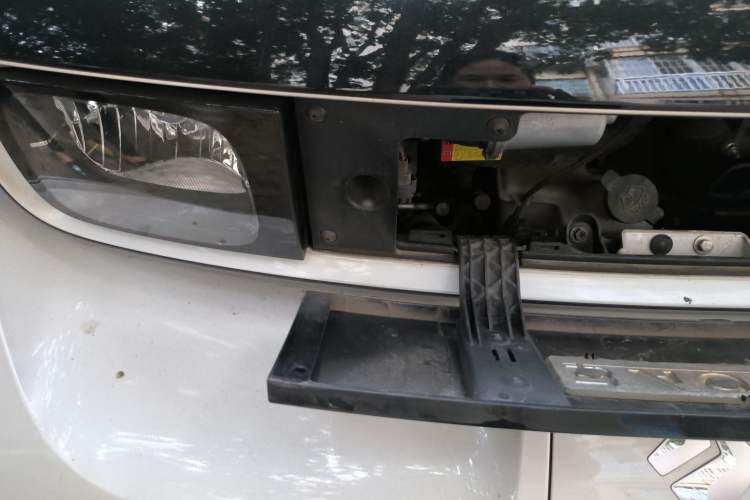 Used Baojun E300 2020 Star Travel Edition Engine Bay Right