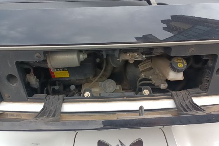 Used Baojun E300 2020 Plus Starry Intelligence Edition Engine Bay