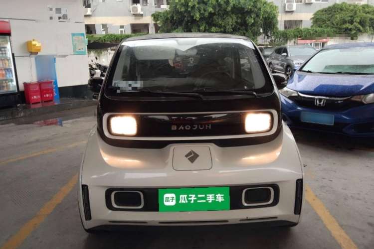 Used Baojun E300 2020 Plus Interstellar Smart Edition Exterior 1