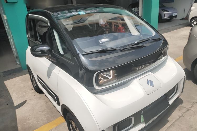 Used Baojun E300 2020 Star Travel Edition Exterior 1