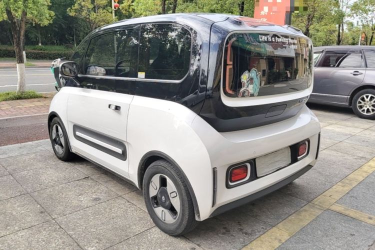 Used Baojun E300 2020 Plus Starry Intelligence Edition Exterior 2