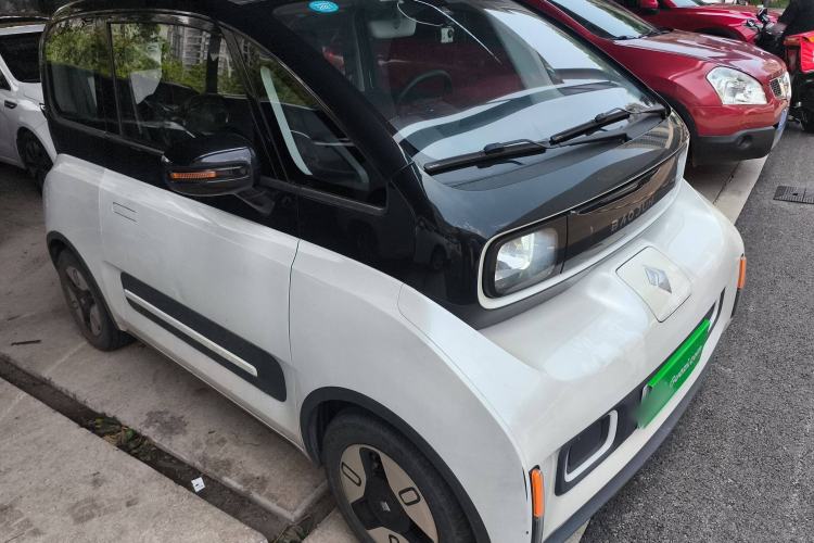 Used Baojun E300 2020 Plus Interstellar Smart Edition Exterior 2