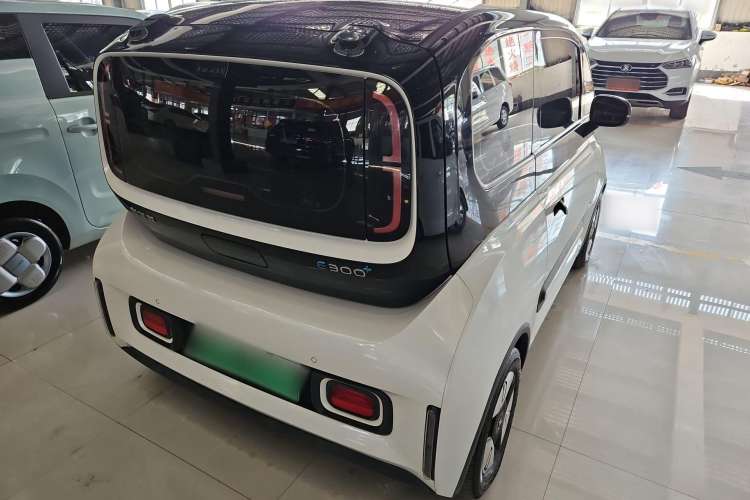 Used Baojun E300 2020 Plus Starry Intelligence Edition Exterior 3