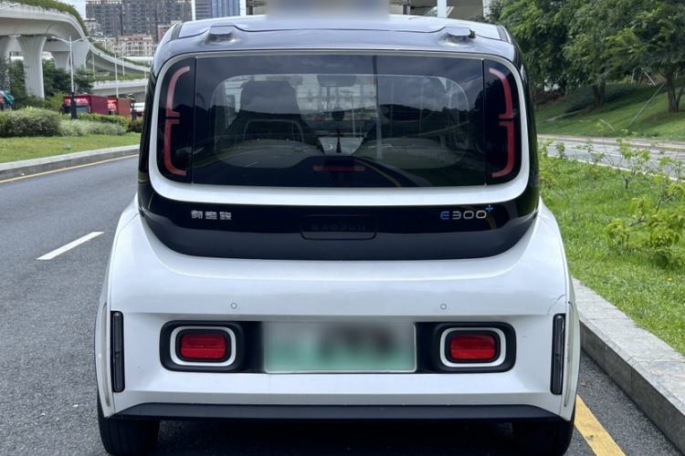 Used Baojun E300 2020 Plus Interstellar Future Edition Exterior 3